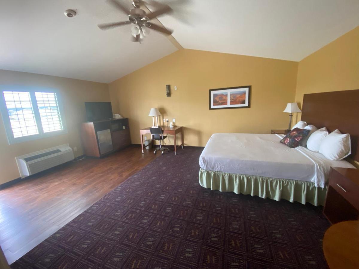 Southern Inns And Suites Now Offering Rv Spaces For Rent Yorktown Ngoại thất bức ảnh